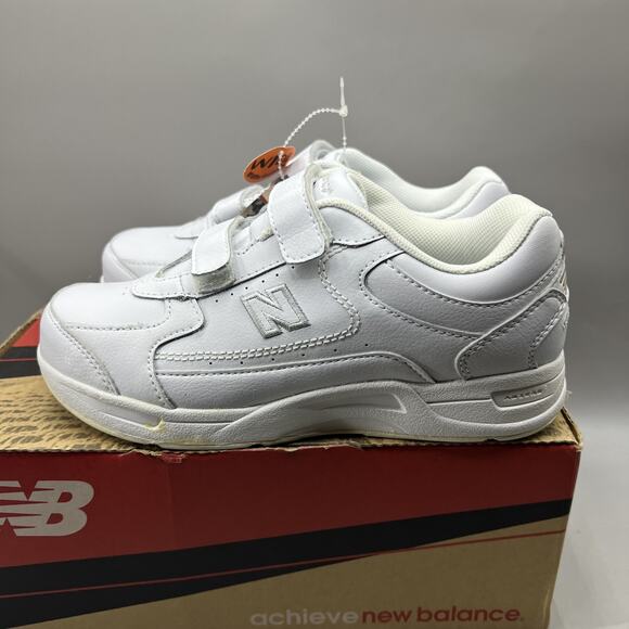 New Balance 576 Shoes Women Size 6 EE Wide White Strap Walking Comfort Sneakers - Picture 3 of 9